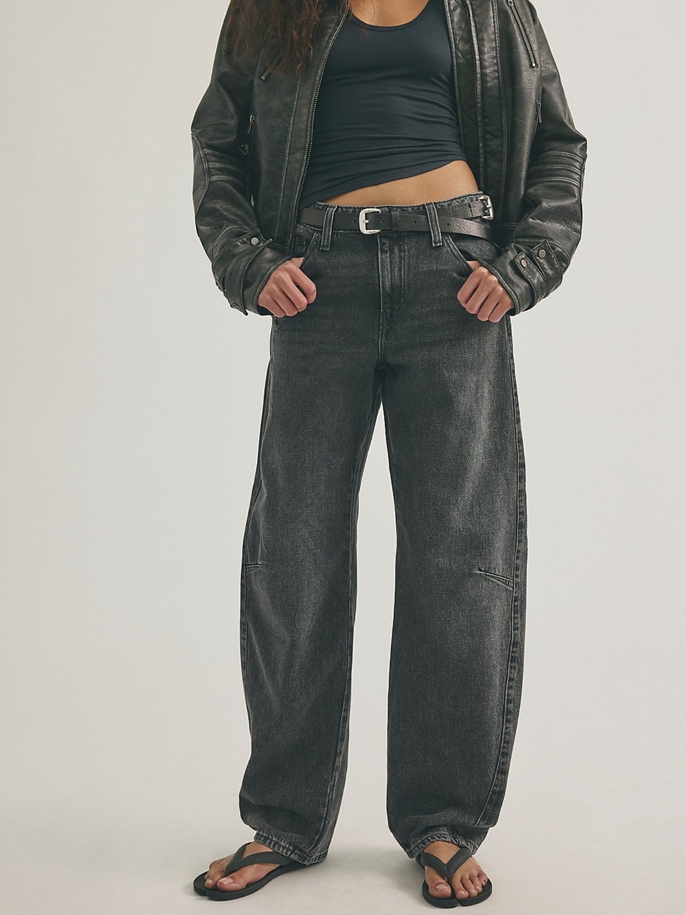 Levi’s Baggy Dad Barrel Jean